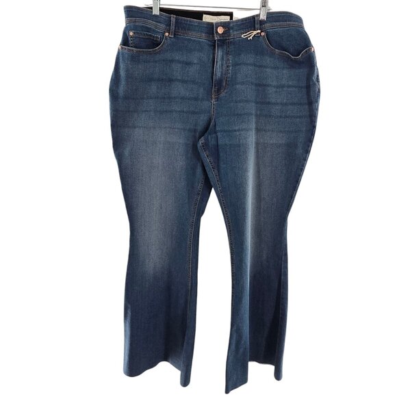 NWT Cato Est 1946 Flare Blue Denim Jeans 20W Super Stretch Waist Hi Rise Raw hem - Picture 1 of 8